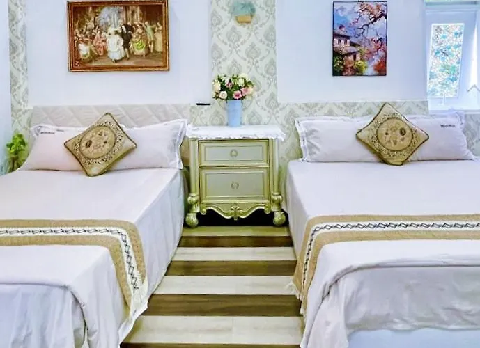 Khách sạn Hoàng Nga 2