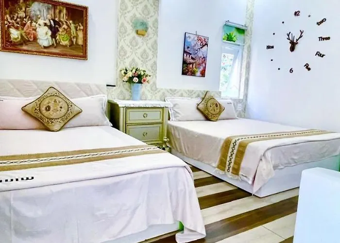 Hoàng Nga 2 Khách sạn *