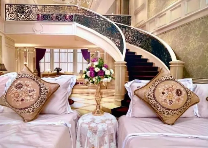 Khách sạn Hoàng Nga 2 *